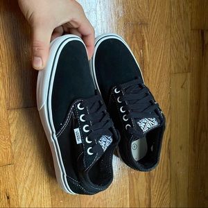 Mens Vans Black Low Top 